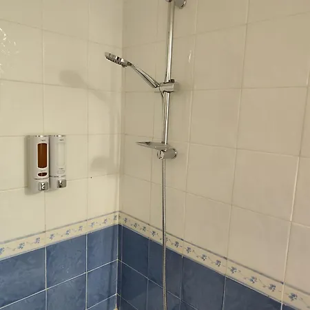 アパート Marina Golf モハカル